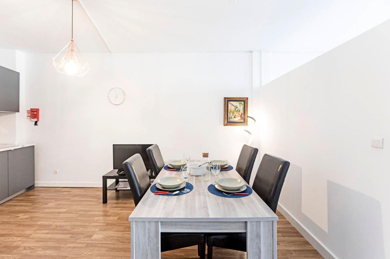 Amazing Apartment In Downtown Porto By Lovelystay Zewnętrze zdjęcie