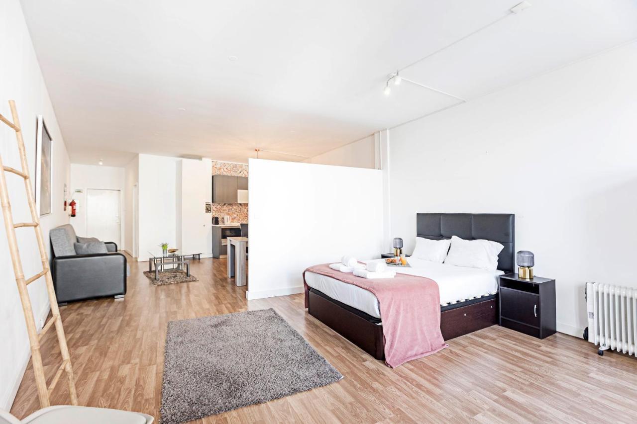 Amazing Apartment In Downtown Porto By Lovelystay Zewnętrze zdjęcie